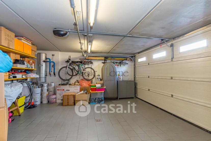 Villa in Via Anzano — foto 17 di 47