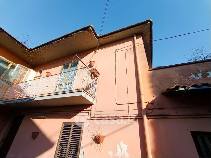 Villa in Via Paolo VI Papa — foto 32 di 33