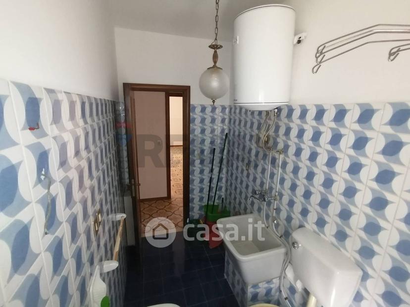 Quadrilocale in Via Termini 29 — foto 20 di 26