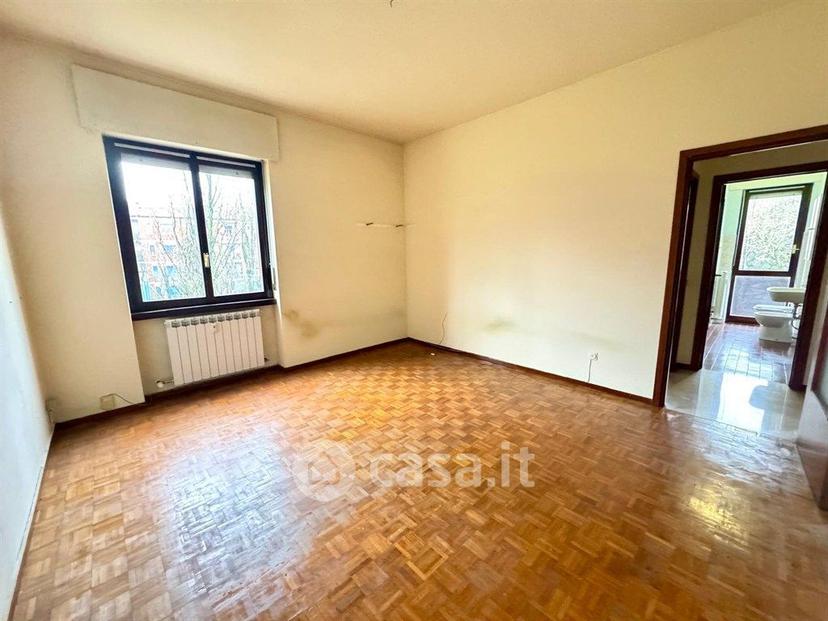 Trilocale in Via Luca della Robbia 1 — foto 21 di 29