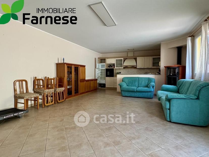 Villa in Via Nardo Pajella 17 — foto 27 di 54