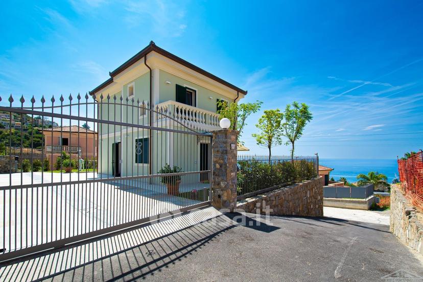 Villa in Corso Marconi 69 — foto 17 di 28