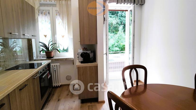 Trilocale in Via Monte Rosa 29 — foto 23 di 37