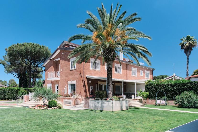 Villa in Via Pittaco — foto 3 di 84
