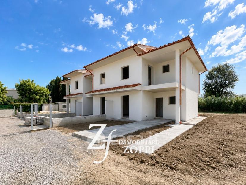 Villa in Via Firenze 88 — foto 26 di 36