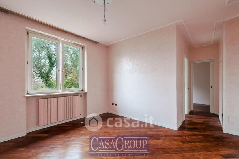 Villa in Via Enrico Fermi — foto 11 di 31