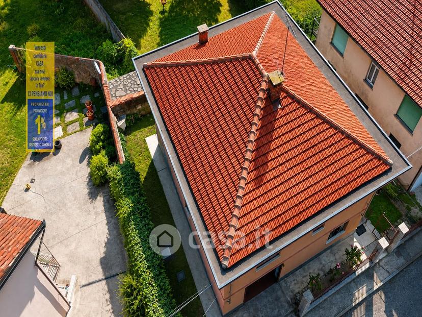 Villa in Via Cadore — foto 2 di 37
