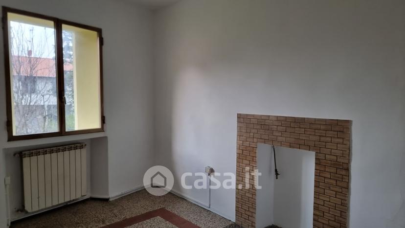 Trilocale in Piazza C. B. Cavour 2 — foto 24 di 28