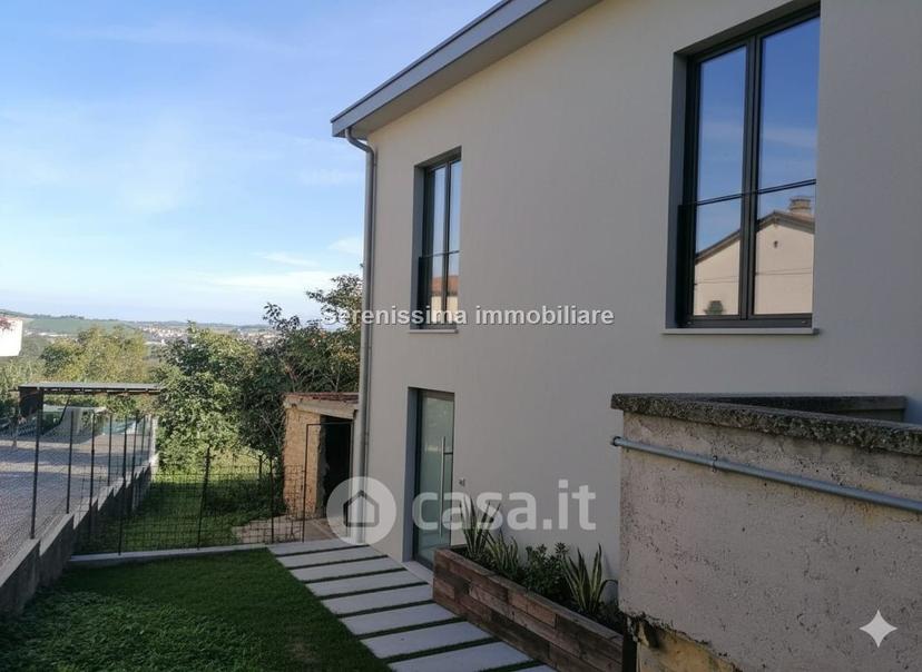 Villa in Via La Rocca — foto 5 di 25