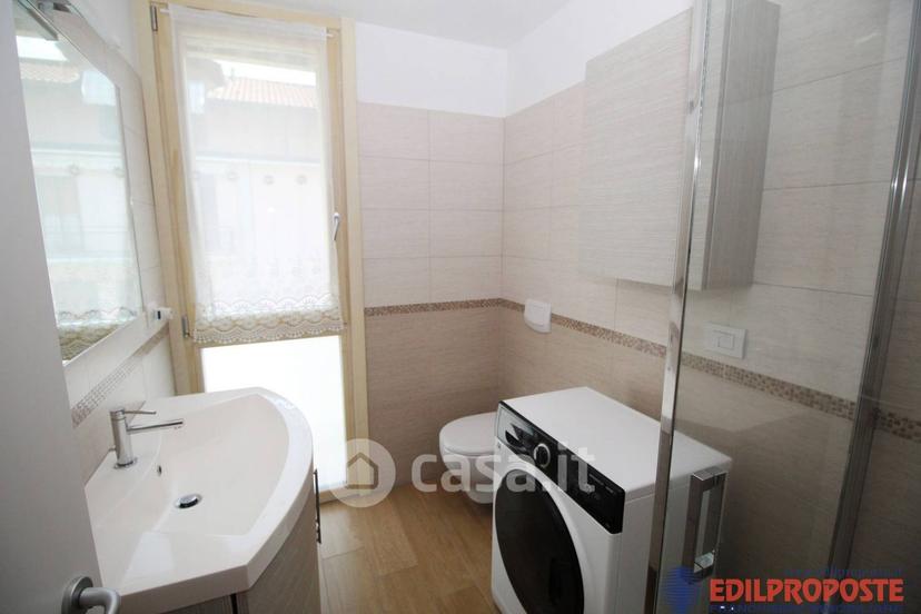 Trilocale in Via Pietro Maroncelli 26 — foto 25 di 31