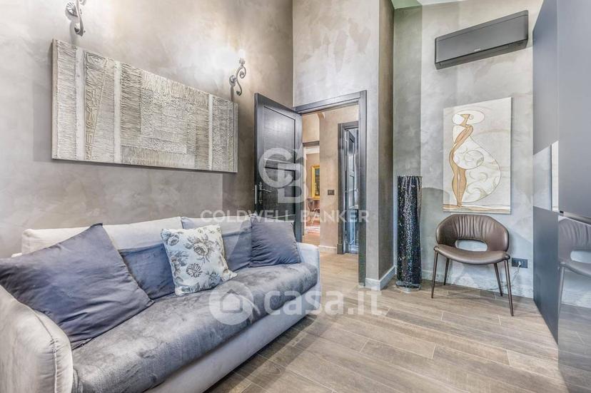 Villa in Strada Cassia Sud — foto 62 di 77