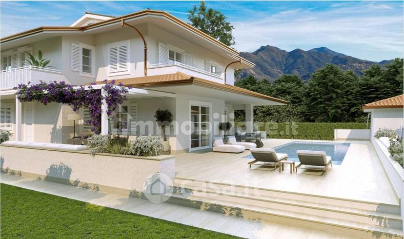 Villa in Via Cesare Battisti 56 — foto 5 di 17