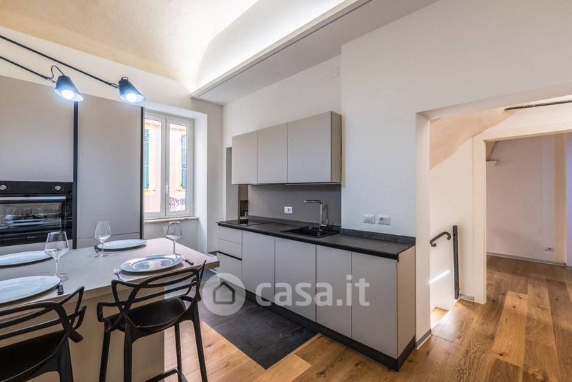 Trilocale in Via Vittorio Veneto — foto 14 di 25