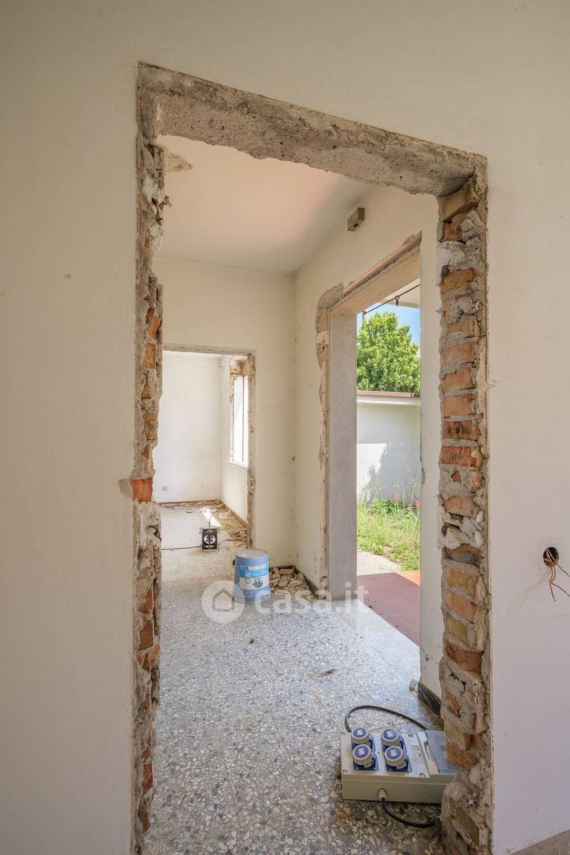 Villa in Via dei Cedri 22 — foto 5 di 37