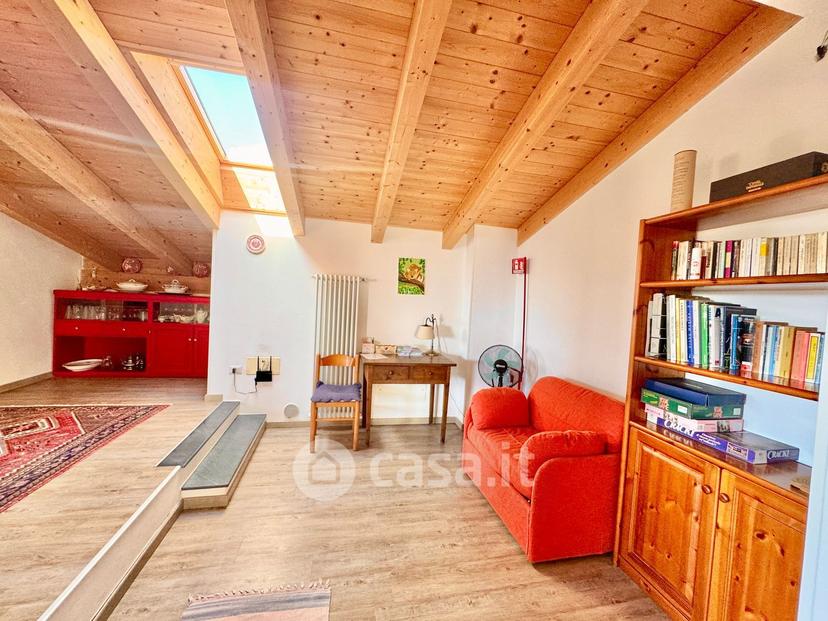 Villa in Via delle Scuole — foto 11 di 73