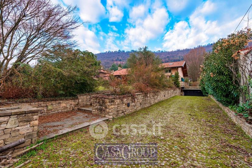 Villa in Via Enrico Fermi — foto 29 di 31