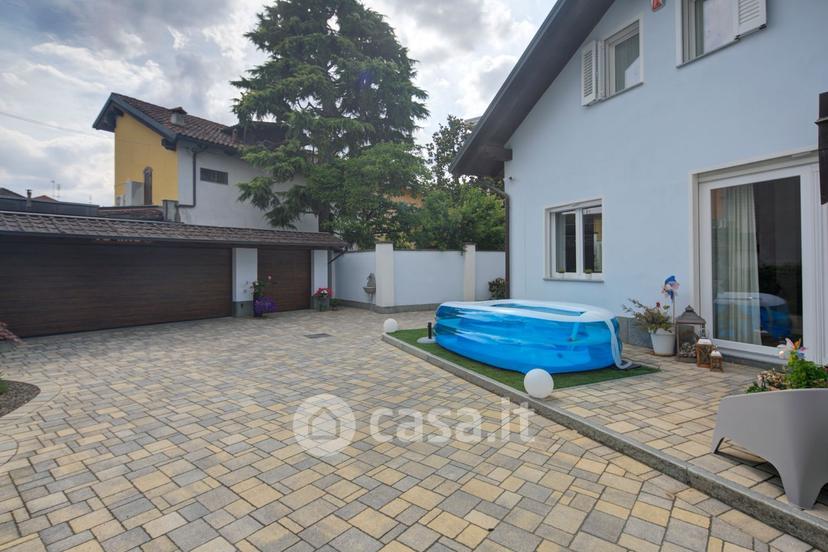 Villa in Via Massimo d'Azeglio 9 — foto 29 di 41