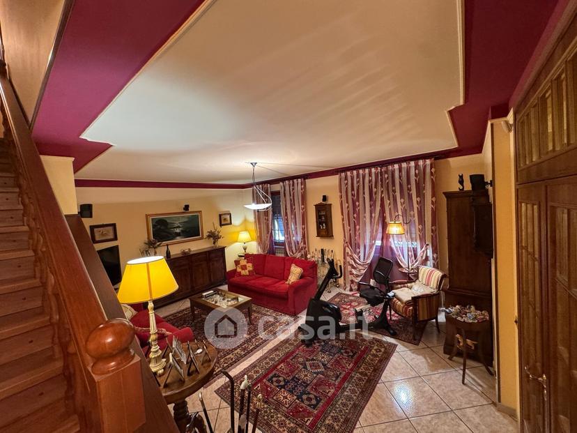 Villa in Via Vecchia di Pozzolo — foto 19 di 36