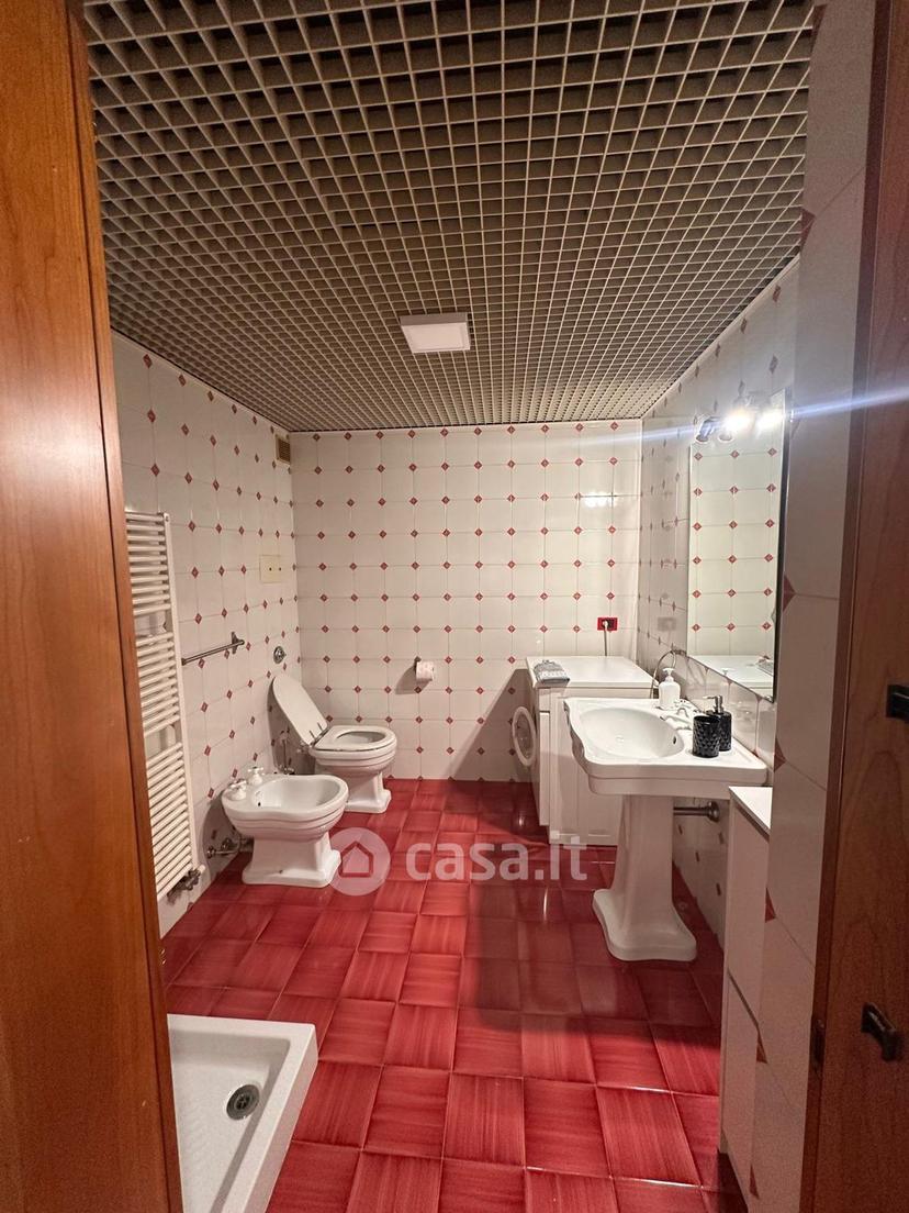 Trilocale in Via Savonarola 38 — foto 25 di 32