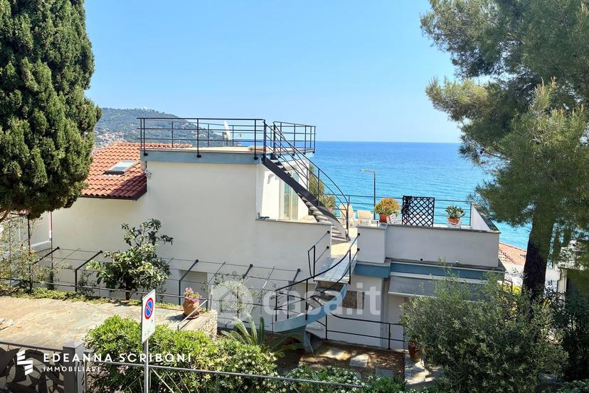 Villa in Via Aurora — foto 33 di 42