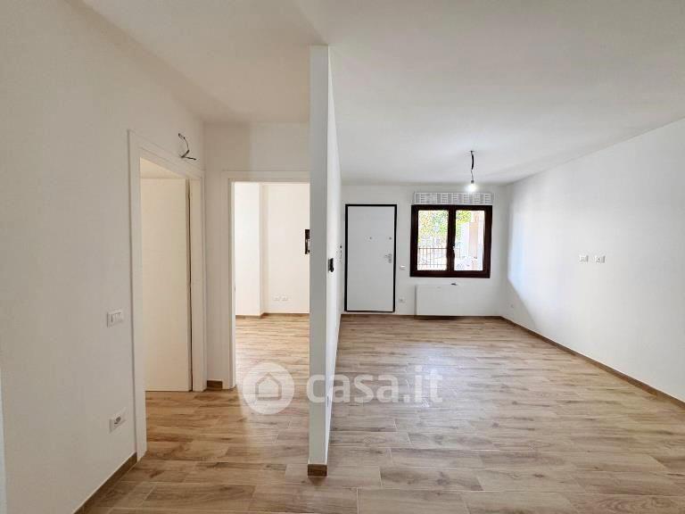 Trilocale in Via Filippo Addis 7 — foto 3 di 15