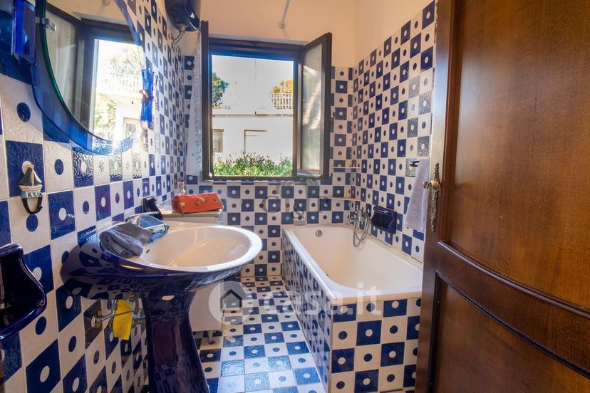 Villa in Via delle Grazie 37 — foto 28 di 29