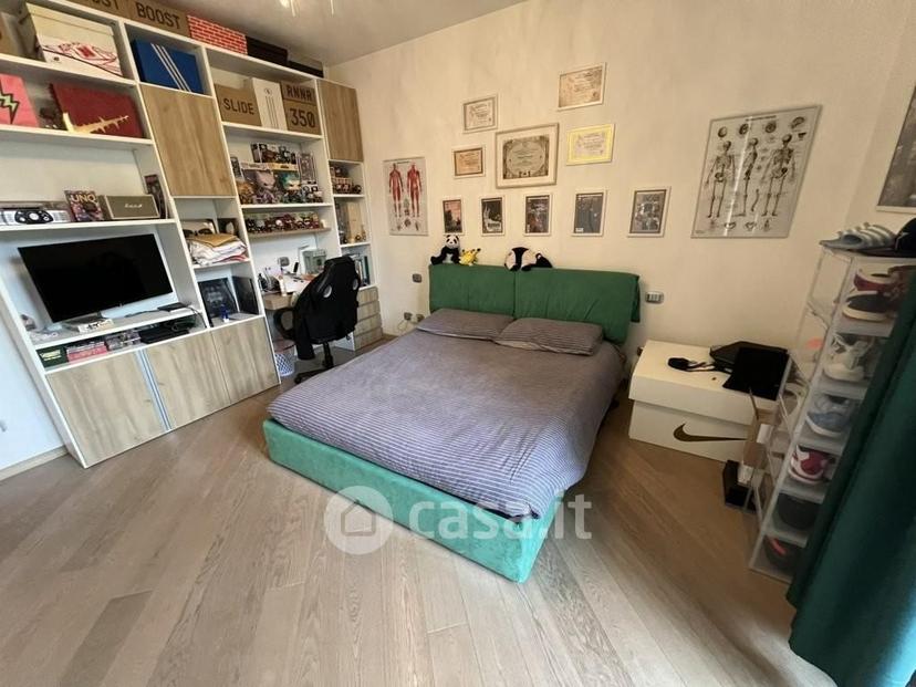 Villa in Via San Bartolo — foto 20 di 33