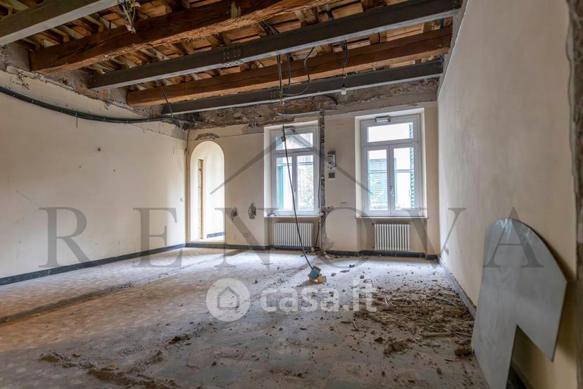 Trilocale in Via S. Nazaro 69 — foto 22 di 33