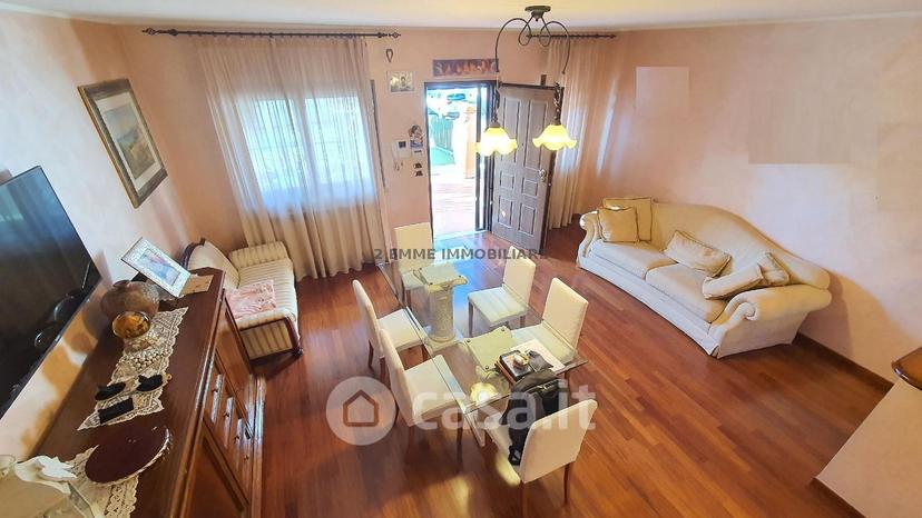 Villa in Via delle Begonie — foto 7 di 29
