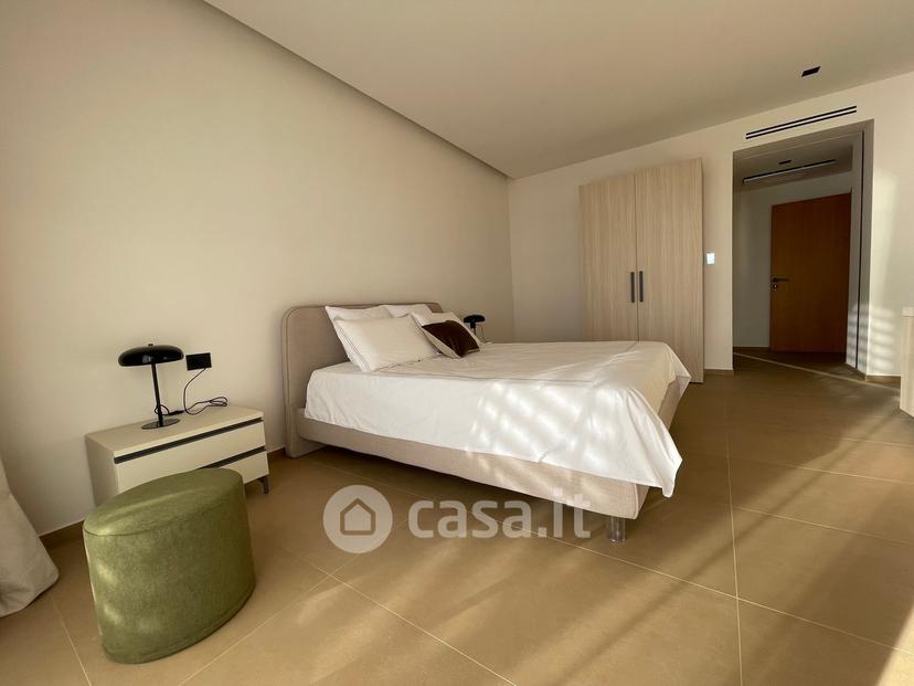 Villa in Via Caio Duilio — foto 17 di 45