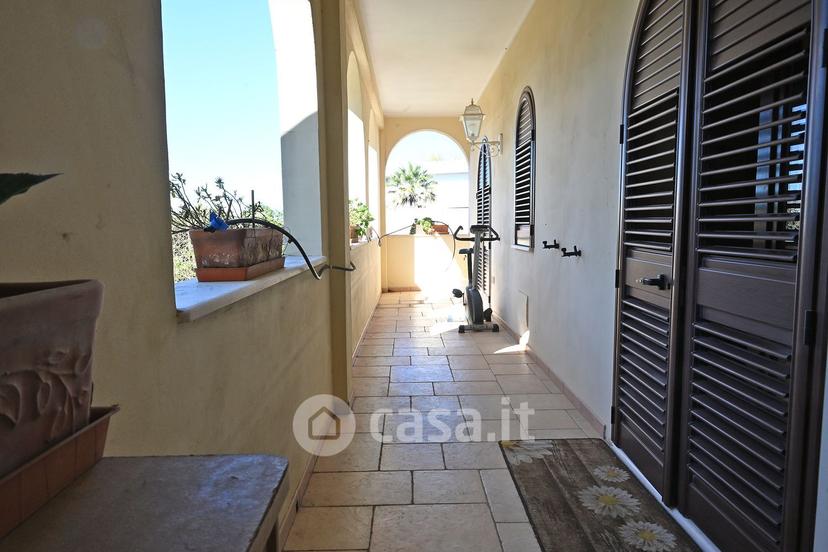 Villa in Via Giulio Cesare 62 — foto 81 di 105