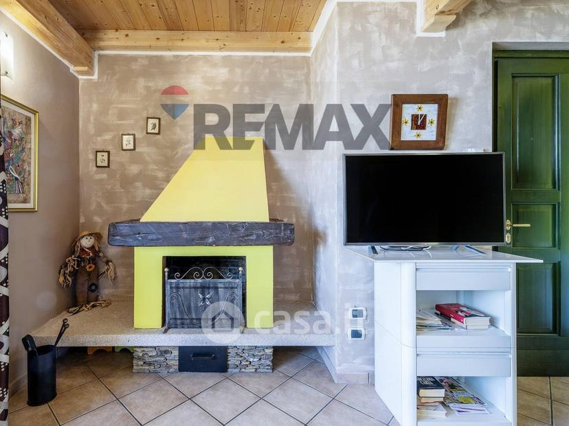 Villa in Via Per Levo — foto 27 di 47