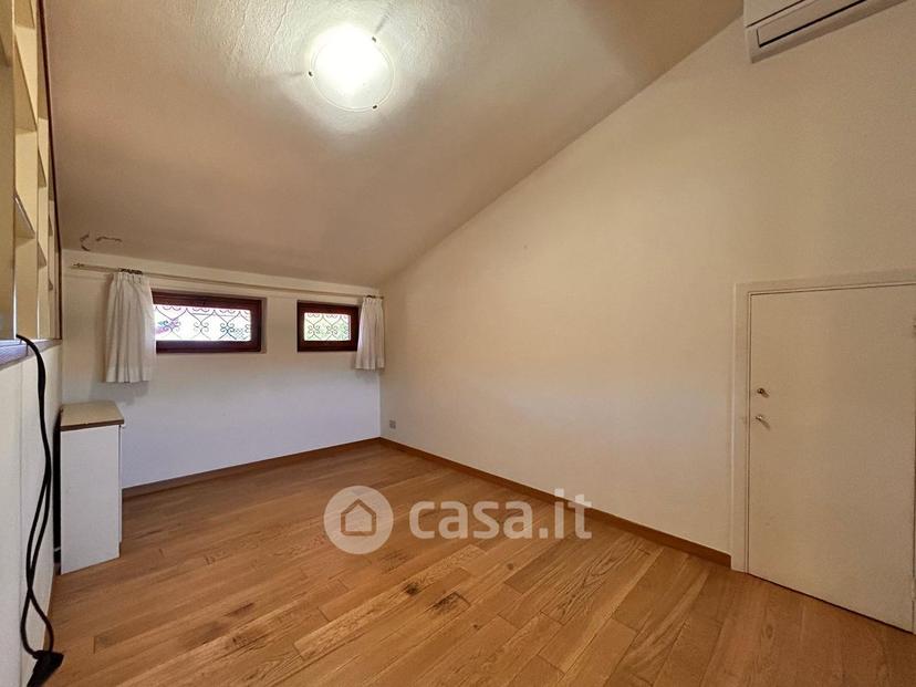 Villa in Via L. Raffaelli 63 — foto 25 di 36