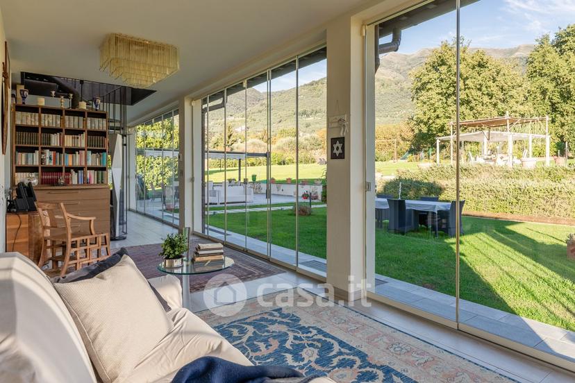 Villa in Via della Costa 72 — foto 16 di 39