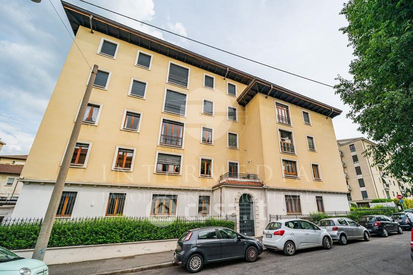 Quadrilocale in Via Quarto dei Mille — foto 23 di 40