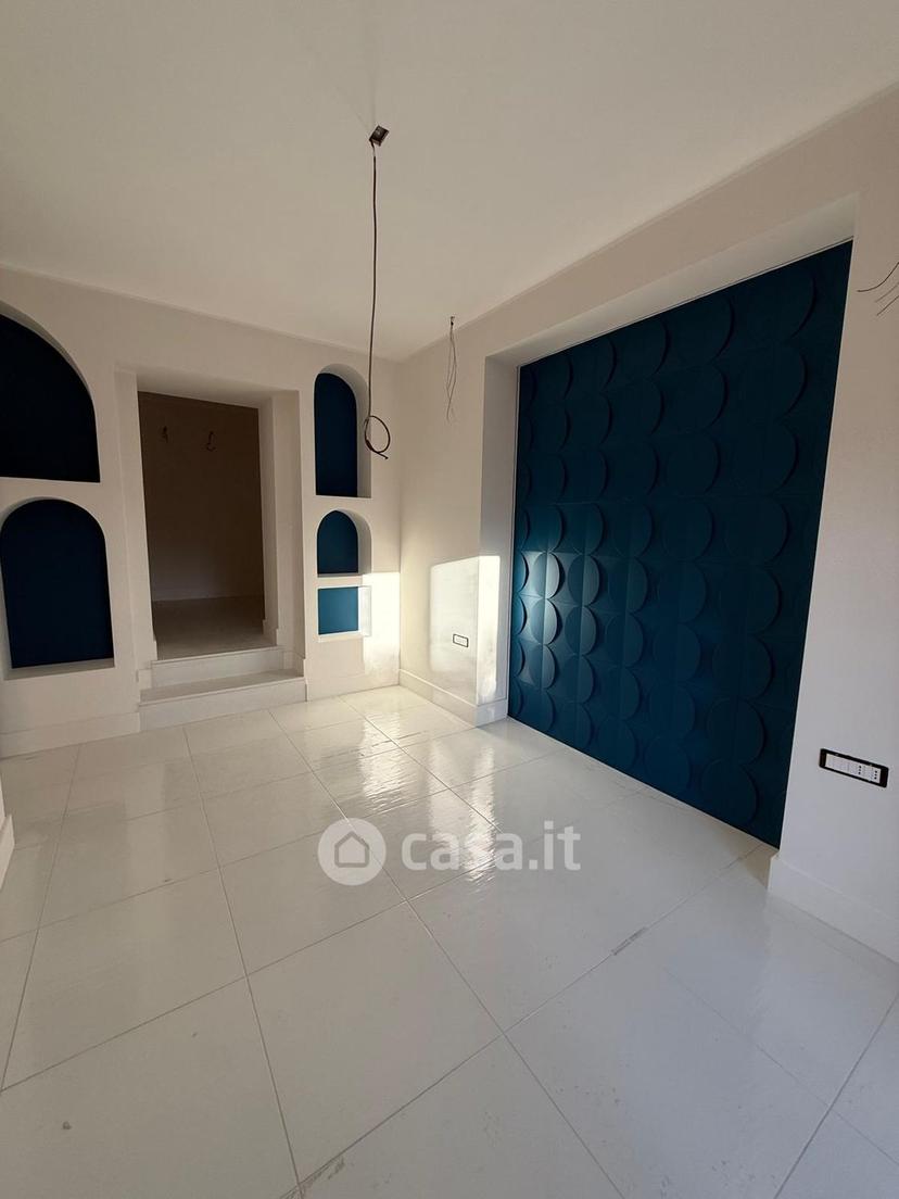 Quadrilocale in Via Tullia 23 — foto 22 di 28