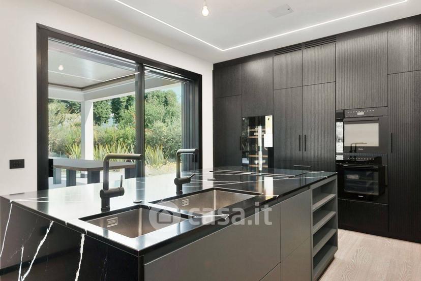 Villa in Via di Tonfano — foto 29 di 38