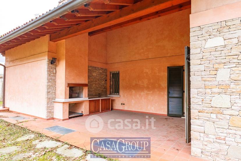 Villa in Via Enrico Fermi — foto 10 di 31