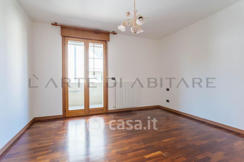 Appartamento in Viale Martiri delle Foibe — foto 7 di 34