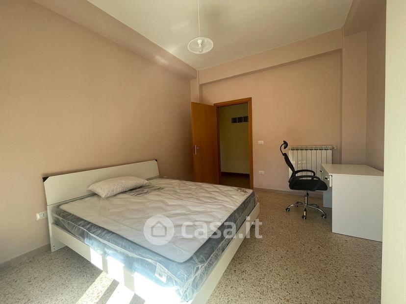 Stanza in Via Gaetano Rummo — foto 6 di 20
