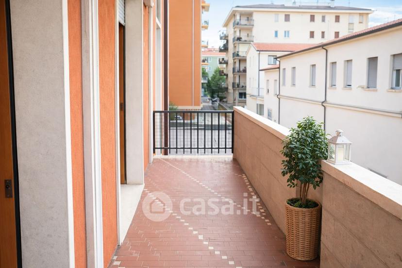 Stanza in Via Curtatone 3 — foto 9 di 9