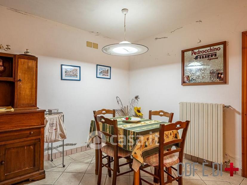 Villa in Strada Statale 439 Sarzanese Valdera 18 — foto 45 di 131