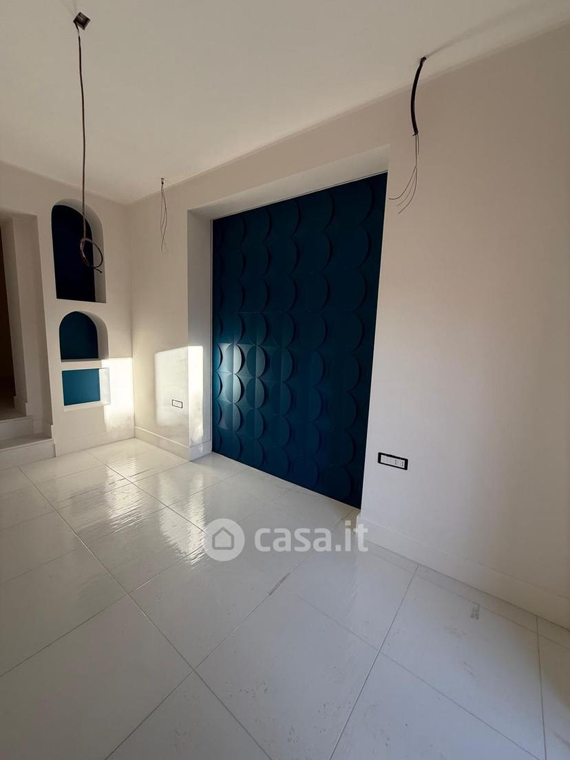Quadrilocale in Via Tullia 23 — foto 18 di 28
