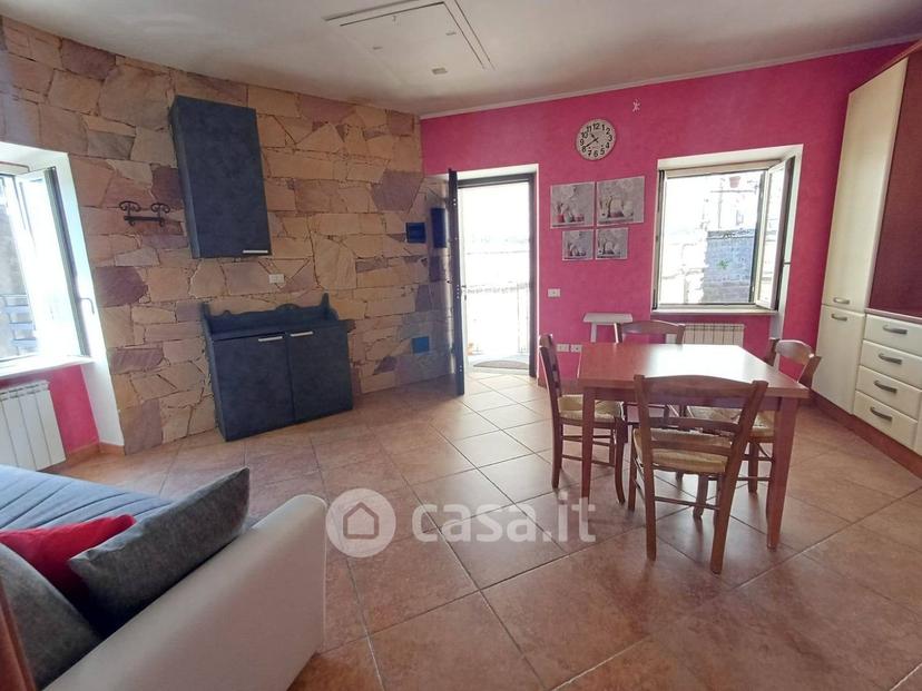 Trilocale in Via San Antonio 10 a — foto 12 di 24