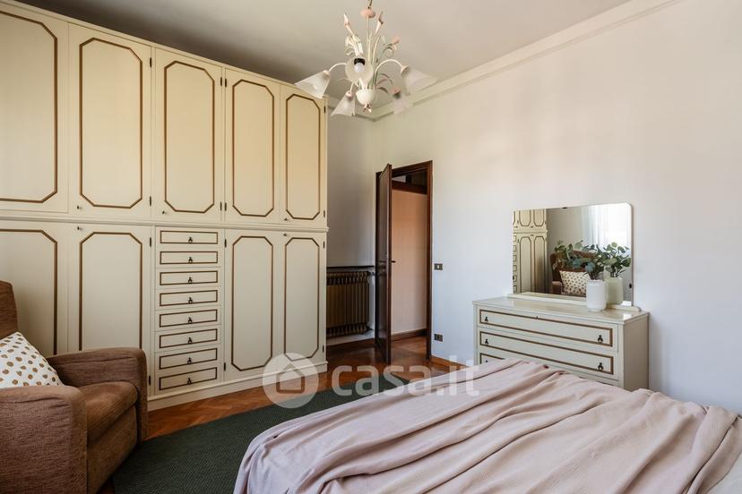 Villa in Via degli Ontani 48 — foto 7 di 34