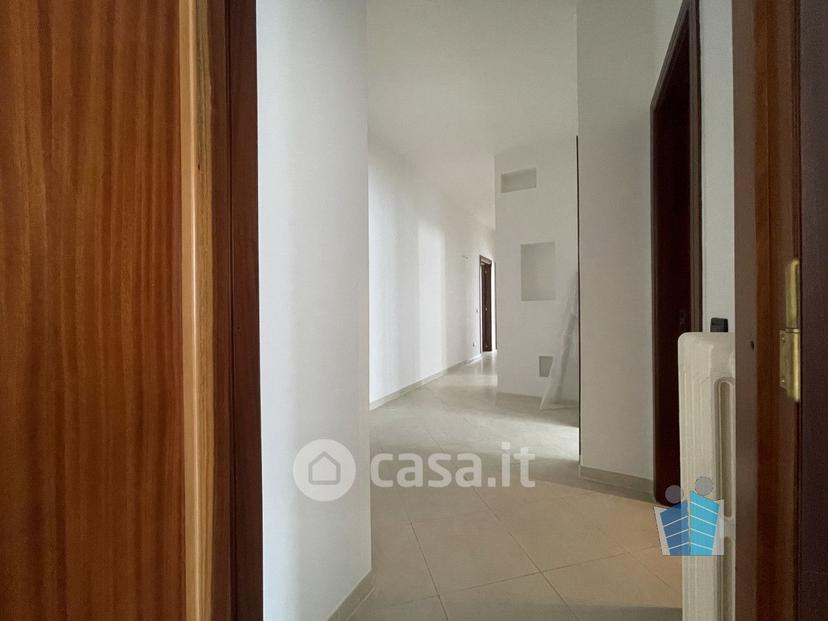 Trilocale in Via Filippo Turati — foto 12 di 20