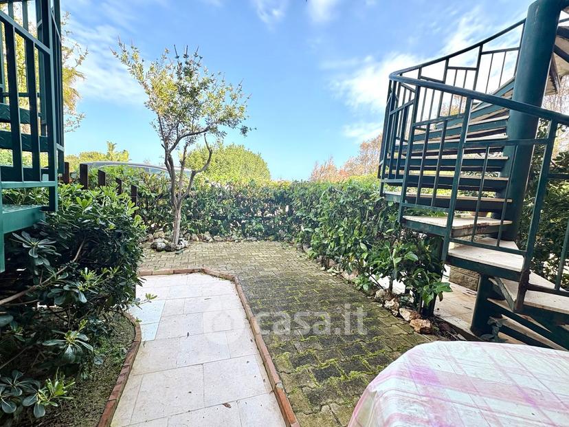 Villa in Via Tempio della Vittoria — foto 9 di 26