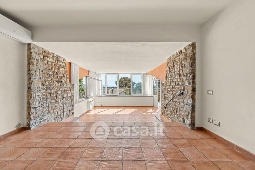 Villa in Via del Glicine 2 — foto 11 di 41