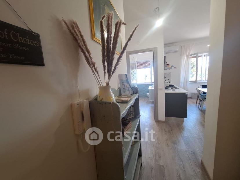 Trilocale in Via U. Vivaldi — foto 2 di 18