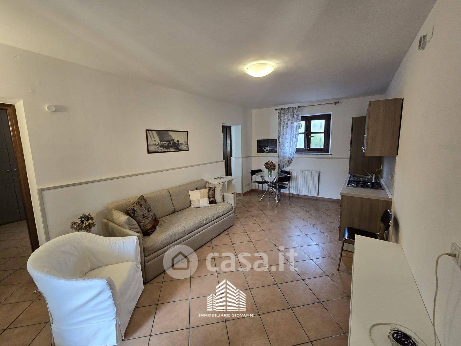 Bilocale in Via Camillo Benso Conte di Cavour 61